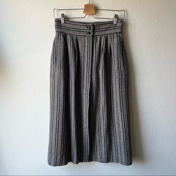 Vintage (dead stock) Chaus Midi-maxi Wool Skirt, size 10 - Picture 2 of 12